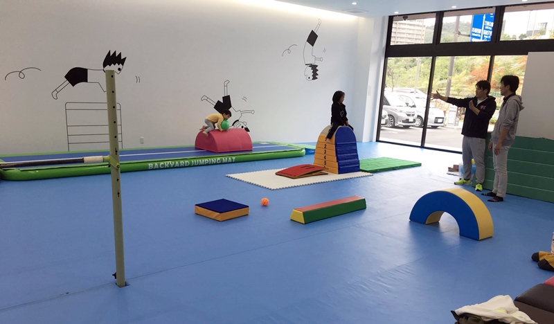 Ever Gym エバージム さま ウレタンマット ウレタン体操用品の導入 キッズコーナー納入事例 キッズコーナー キッズルーム専門店 ポップンランド