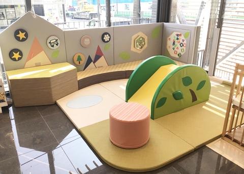 カーディーラー一覧 キッズコーナー納入事例 キッズコーナー キッズルーム専門店 ポップンランド